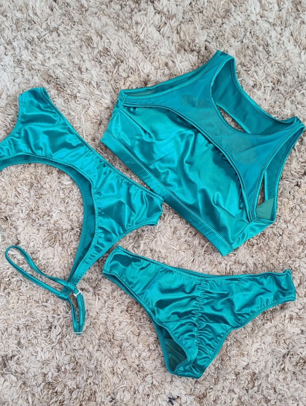 Teal Three-Piece Set - Sporty Crop Top & Bikini
